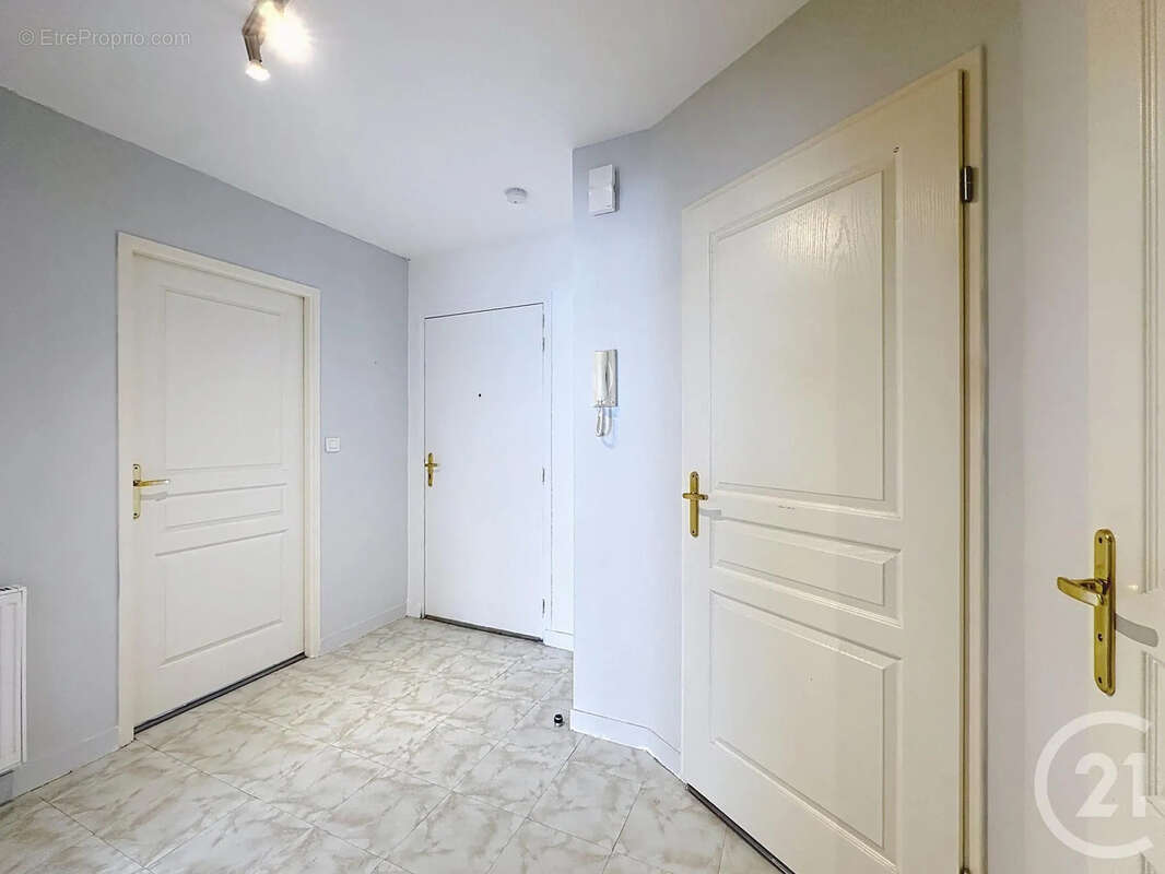 Appartement 53 m² à Troyes  - photo 7