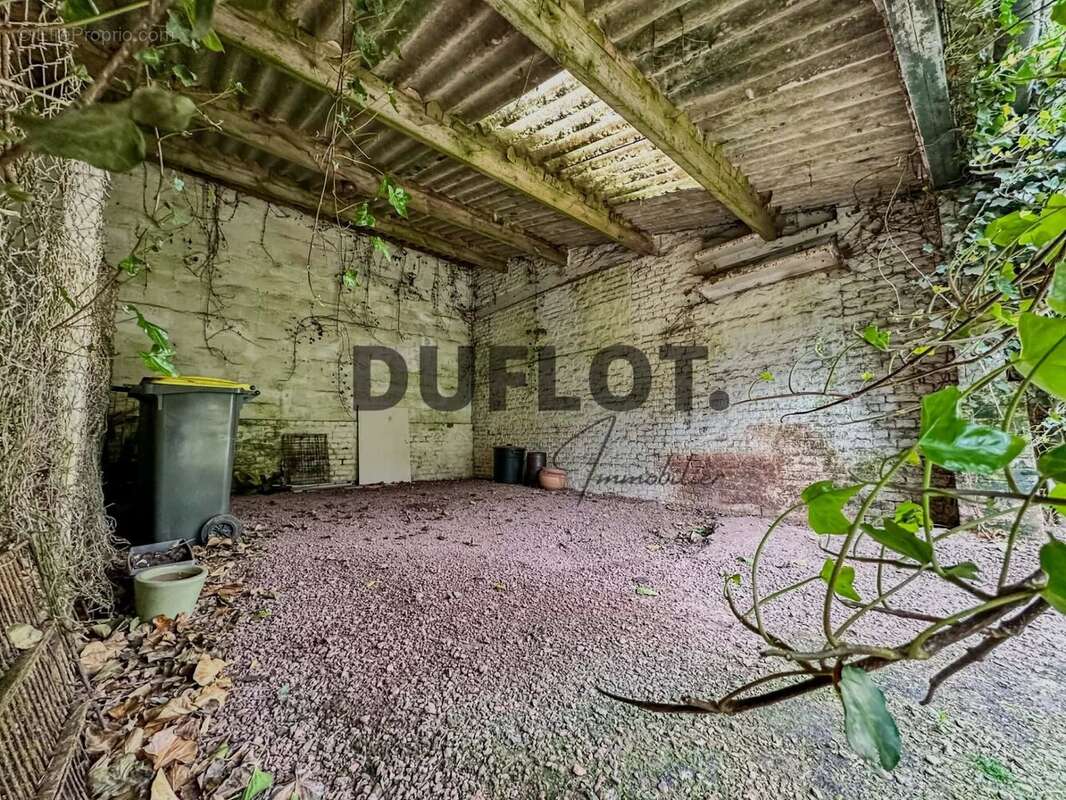 Maison à FRUGES