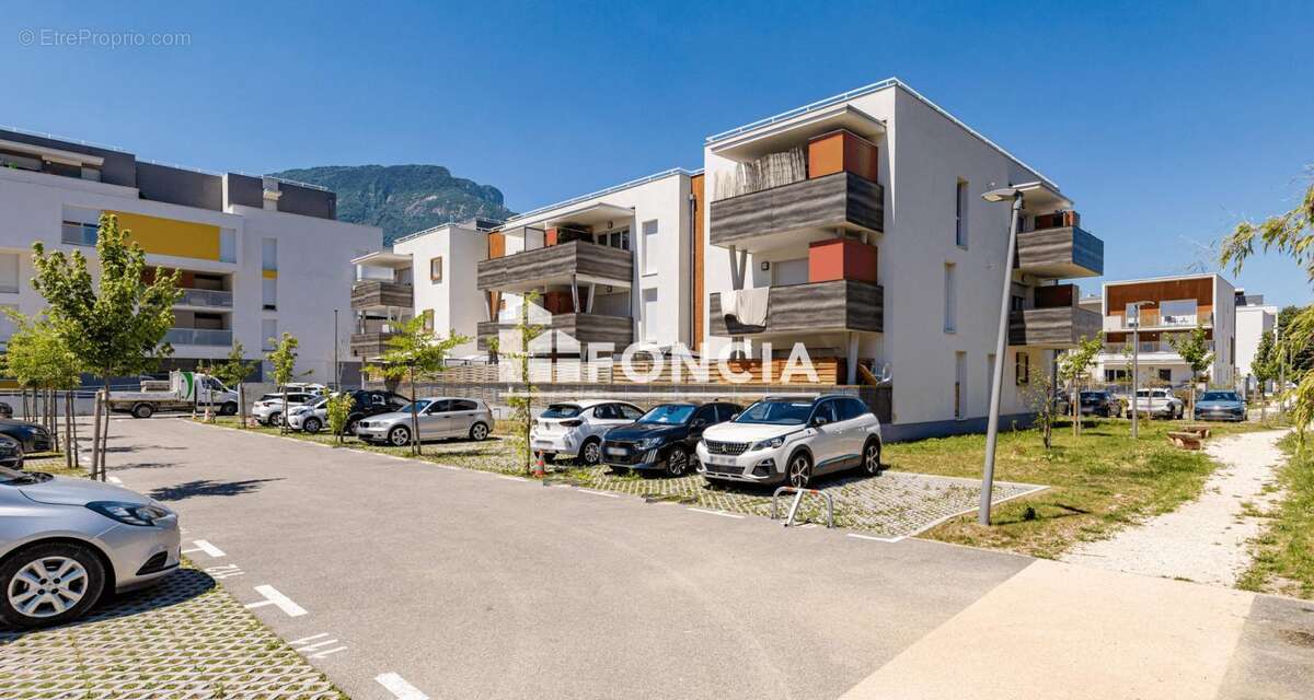 T3 balcon place de parking - photo 8