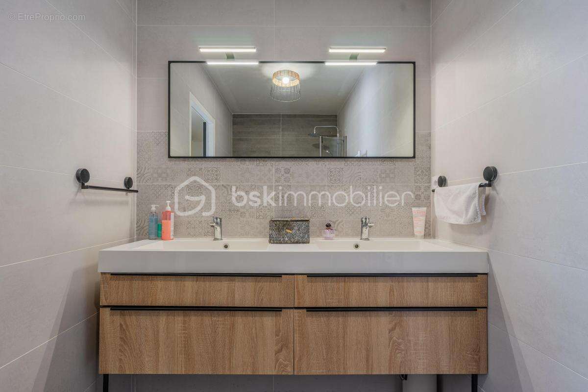 Appartement à EPAGNY