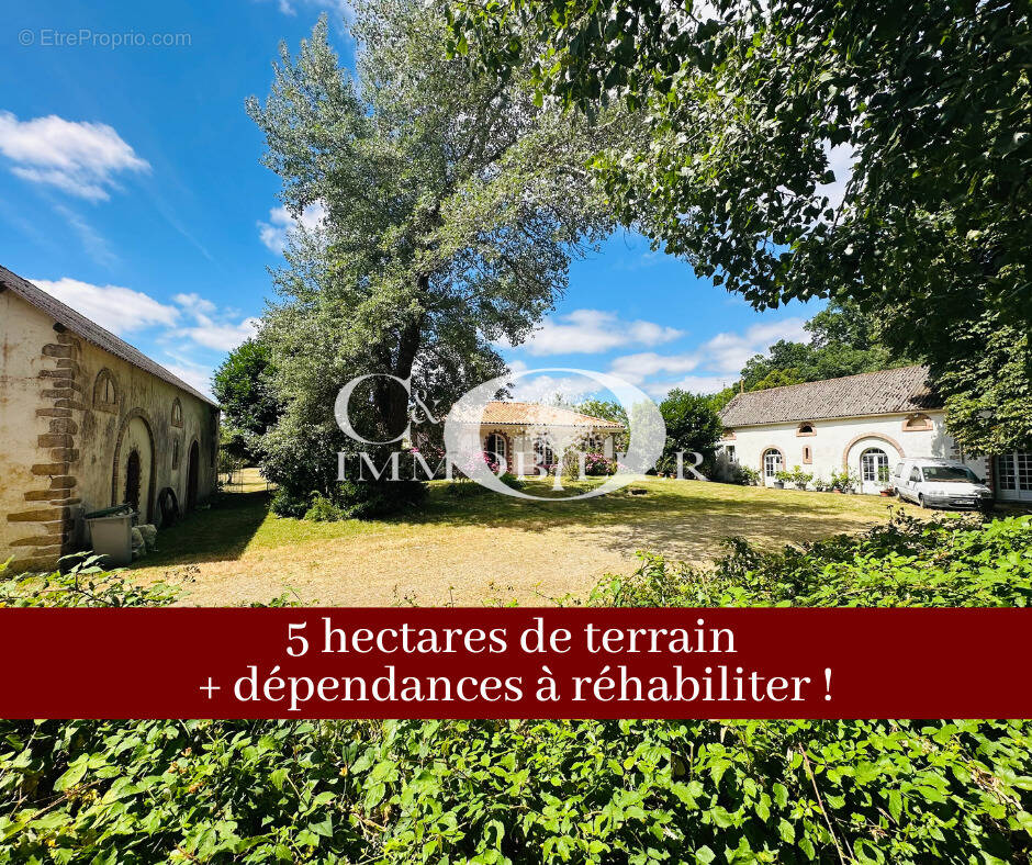Maison à BEAUFOU
