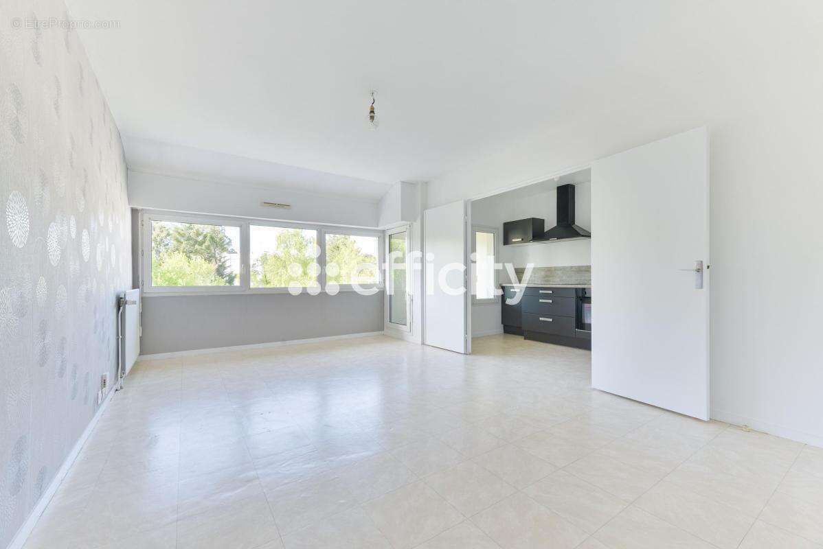 Appartement à REZE