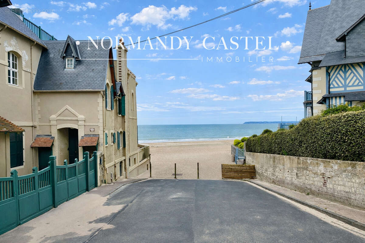 Appartement à TROUVILLE-SUR-MER