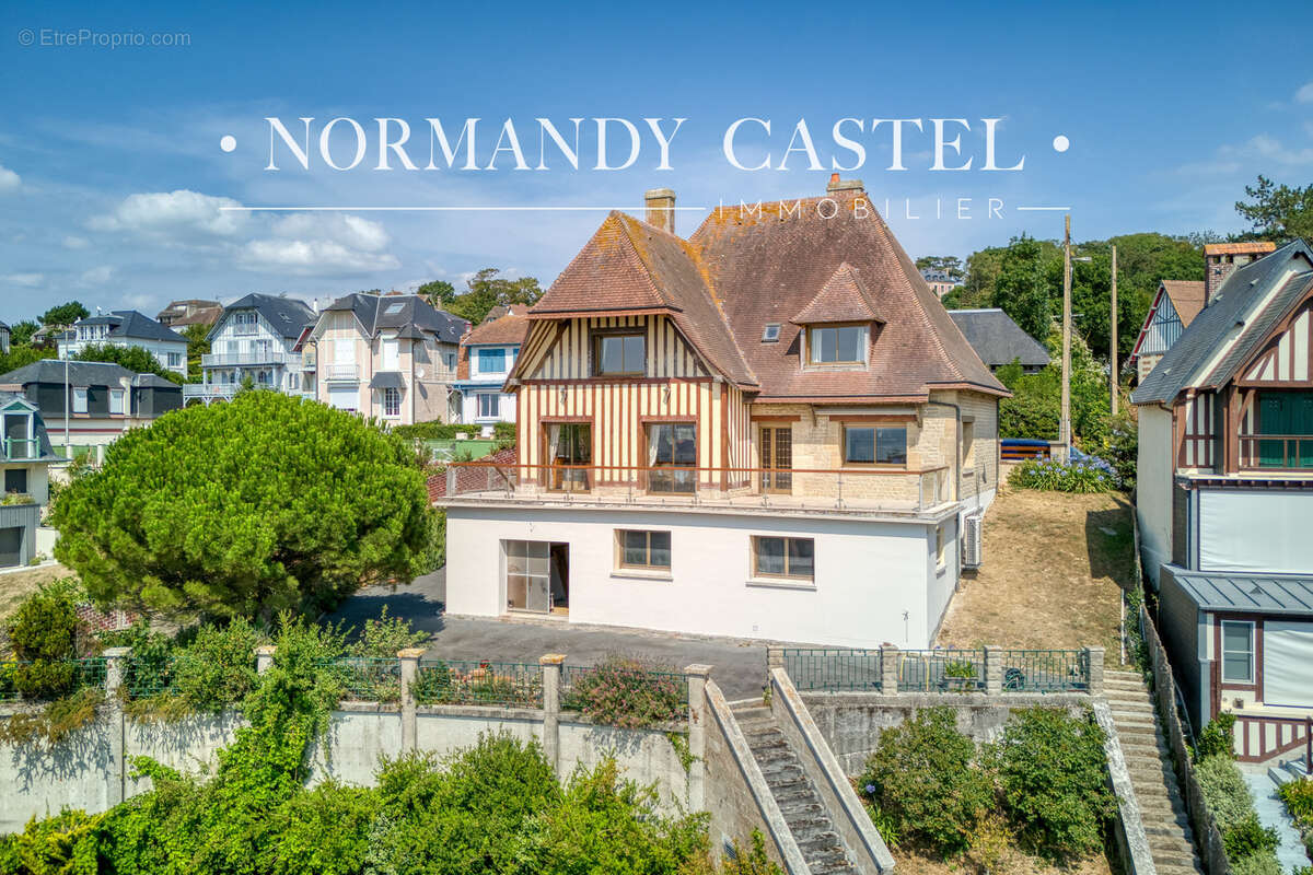 TROUVILLE-SUR-MER   Une vue mer absolument exceptionnelle - photo 19