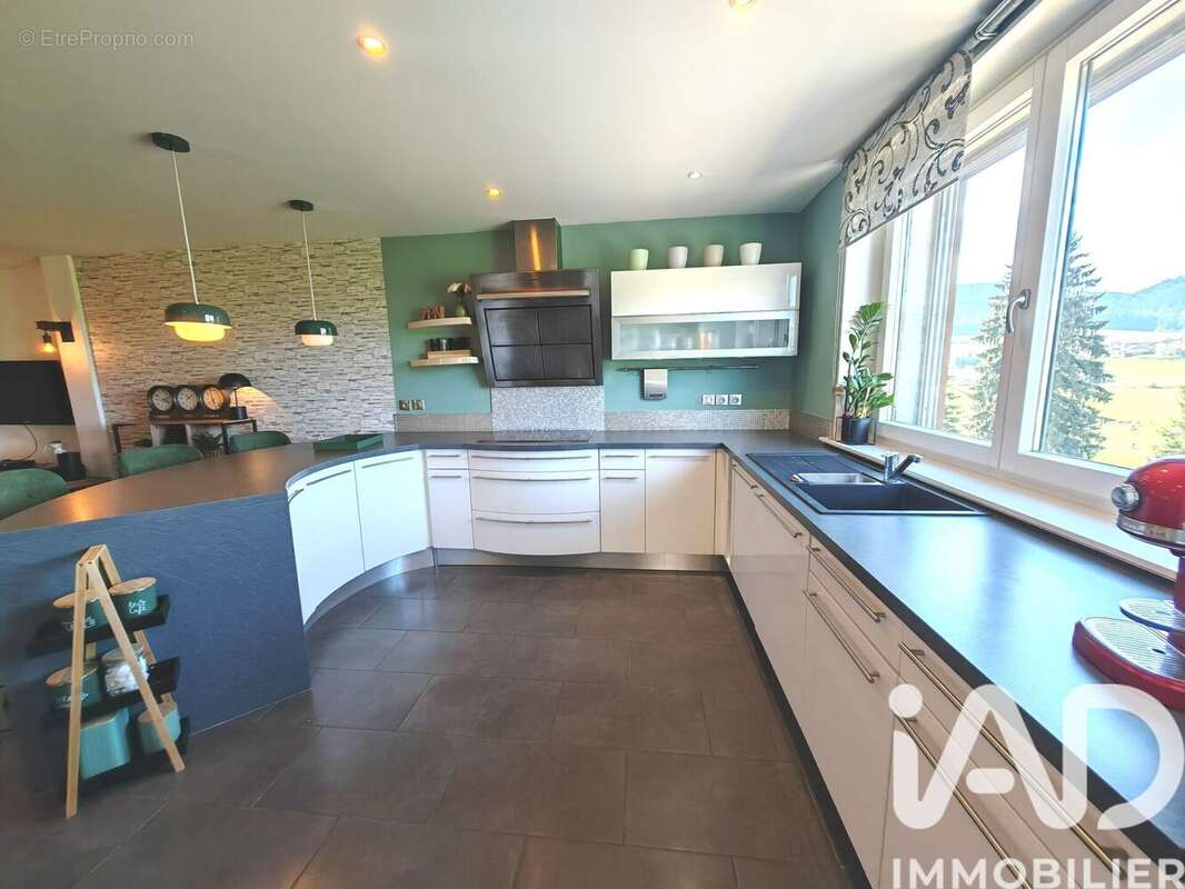 Maison 127 m² à Morteau  - photo 3