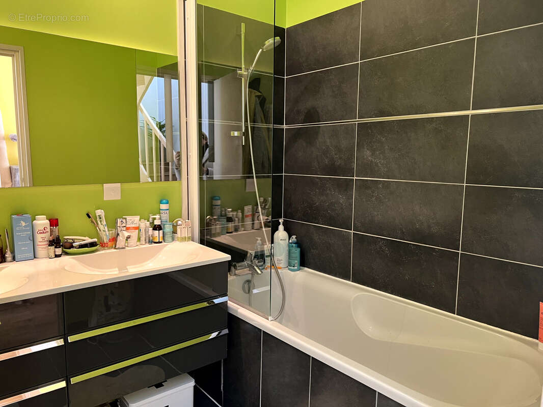 Maison à SAINTE-BAZEILLE