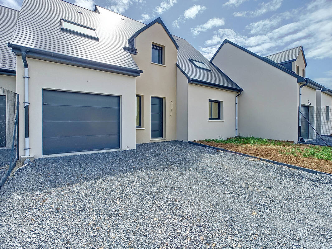 Maison à VILLERS-BOCAGE