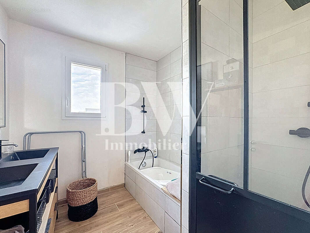 Maison à SAINT-DIVY