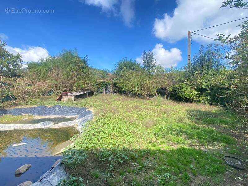 Maison à BUSSIERE-DUNOISE