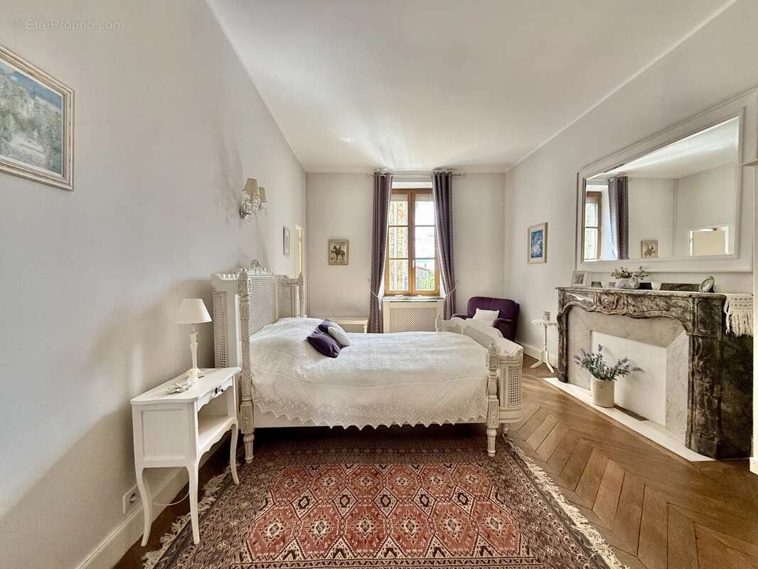 Maison à PEPIEUX