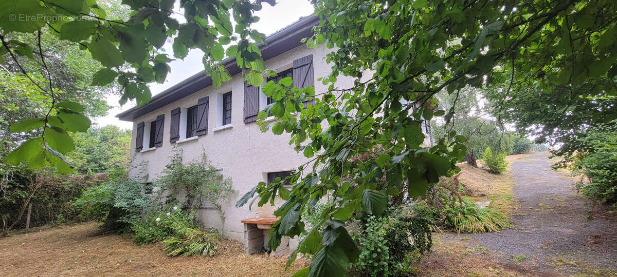 Pavillon familial avec vie de plain-pied dans un secteur recherché ! - photo 2