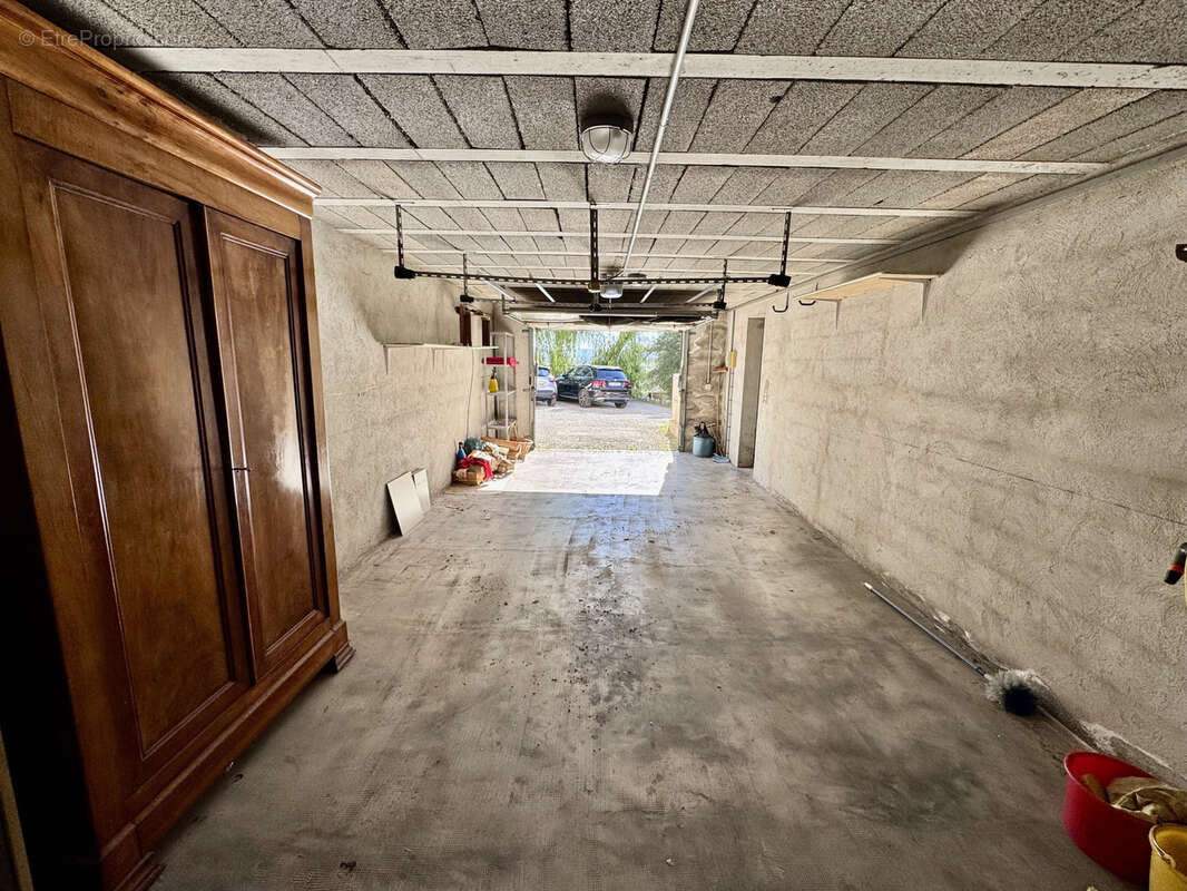 Maison à SOLLIES-VILLE