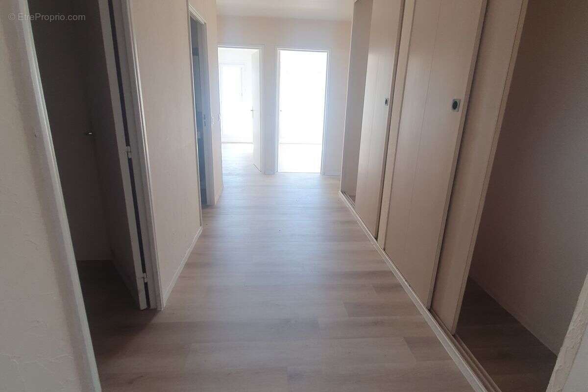 Appartement à MARSEILLE-11E