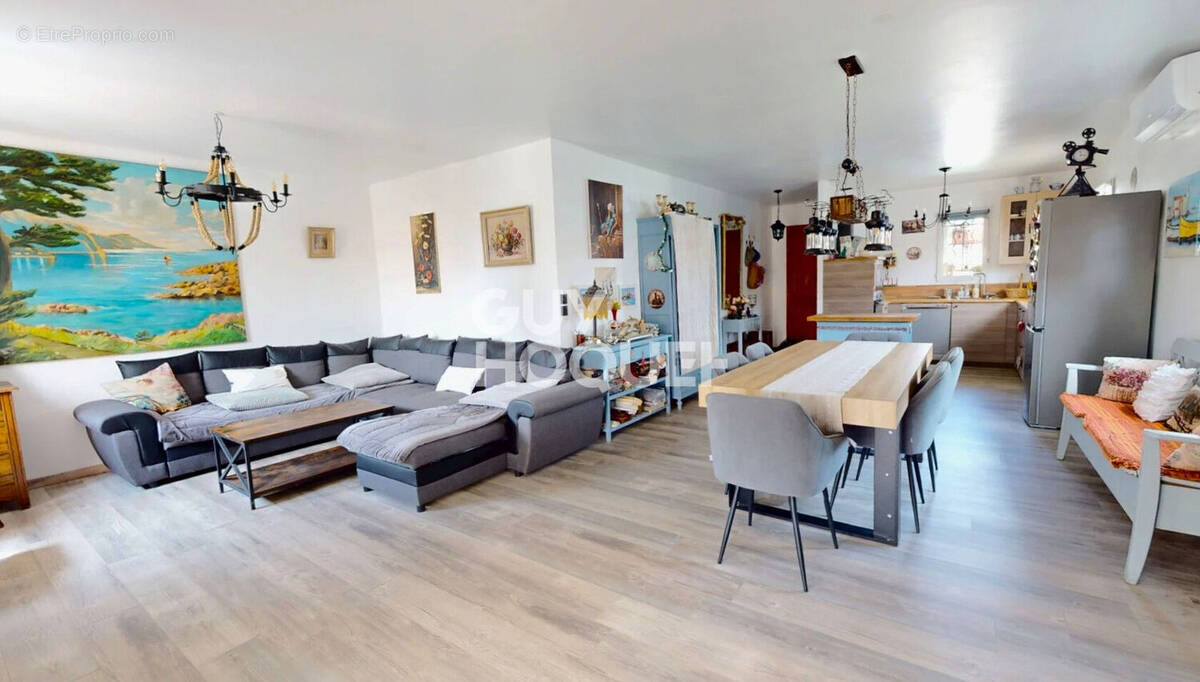 Maison à CANET-EN-ROUSSILLON