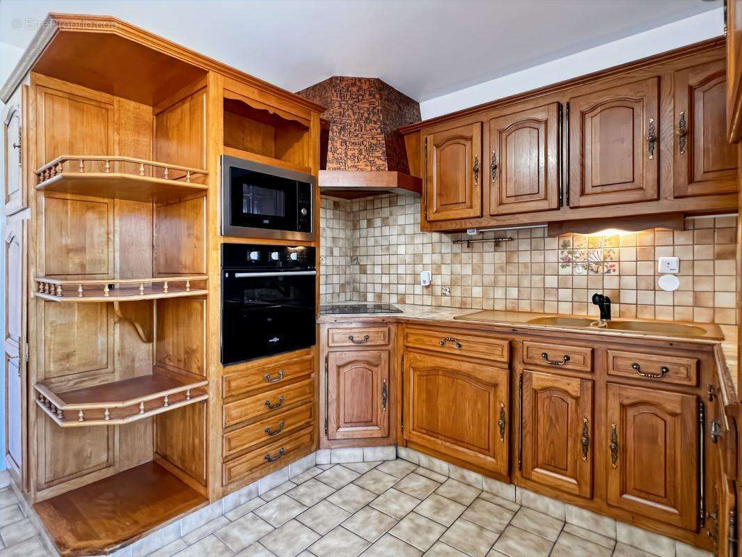  Pavillon familial de 121 m² sur sous-sol complet - Centre Patay  - photo 3