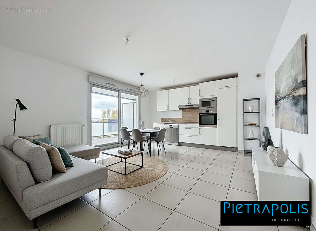 Appartement à SAINTE-FOY-LES-LYON