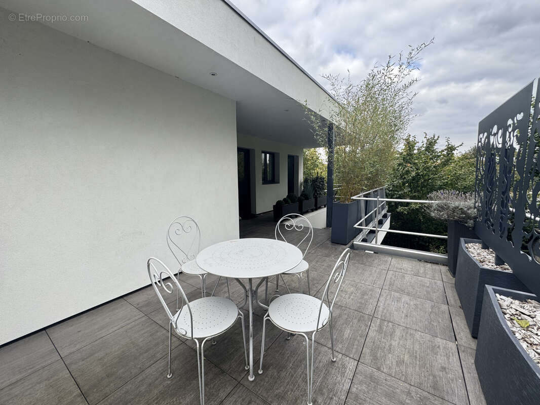 Maison à SAINT-MAUR-DES-FOSSES