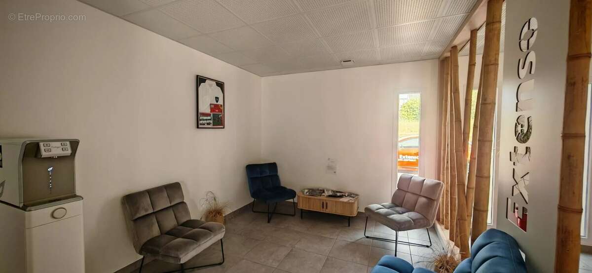 Bureaux professionnels à 5 min Lavau / Pont Sainte Marie   E - photo 10