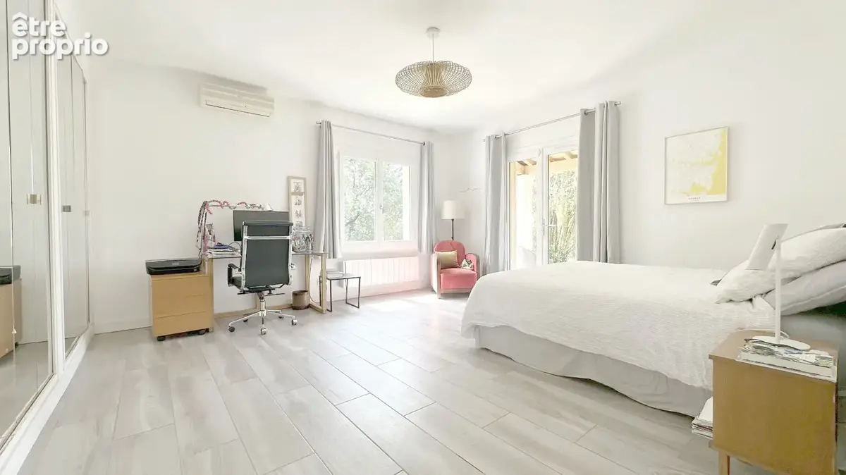 Maison Aix En Provence 10 pièce(s) 281 m2 - photo 15