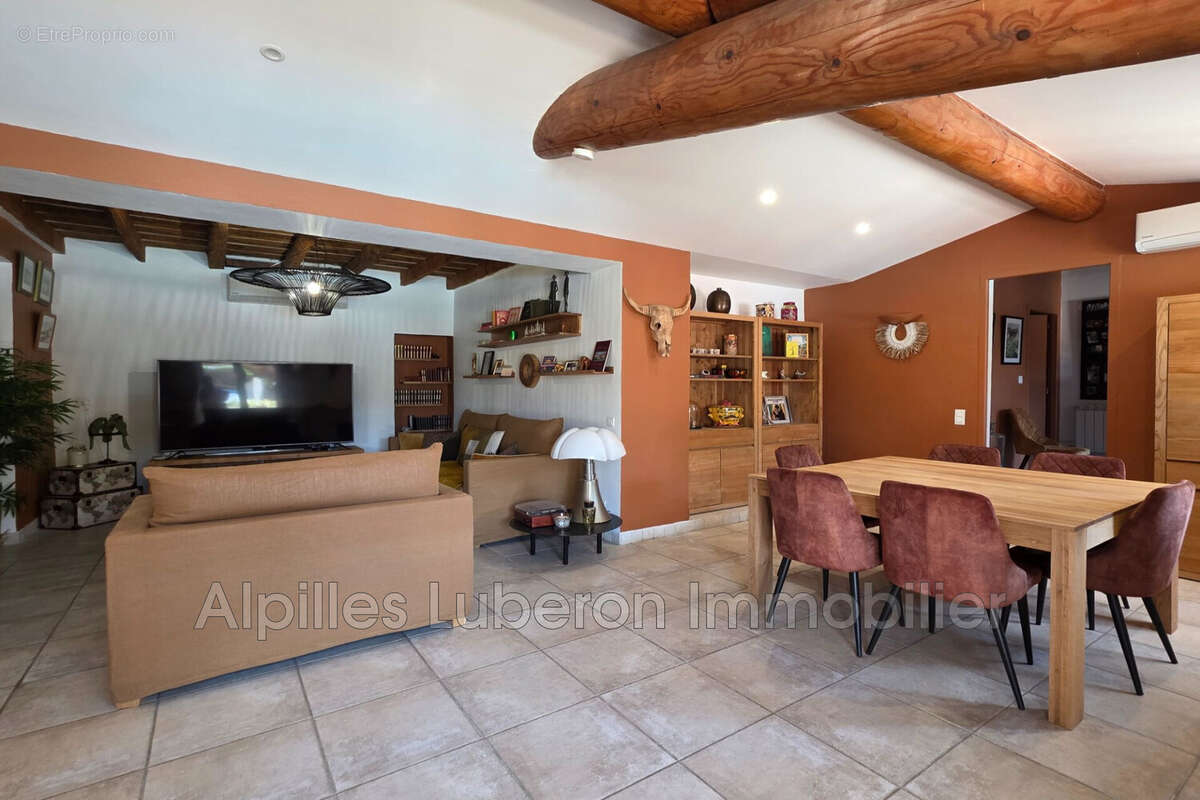 Maison à SAINT-REMY-DE-PROVENCE