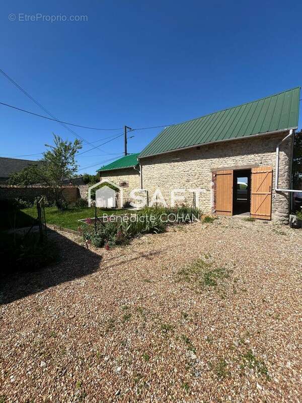 Photo 5
