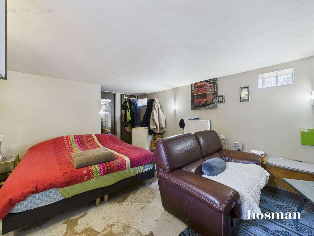 Maison à PIERRE-BENITE