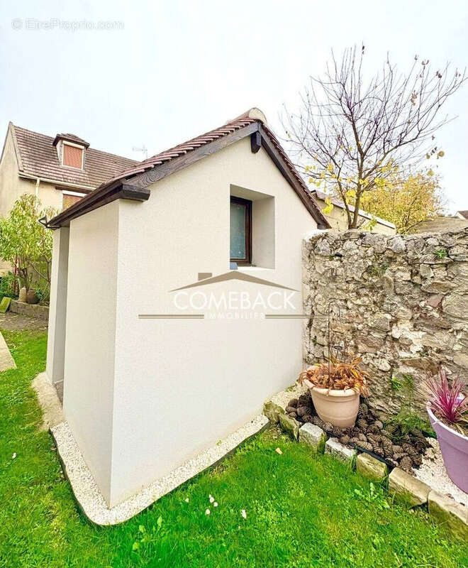 Maison à MORTEFONTAINE