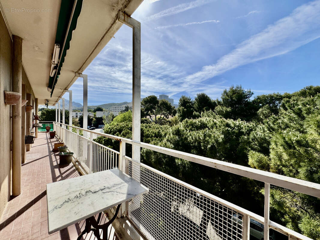 Appartement à MARSEILLE-9E