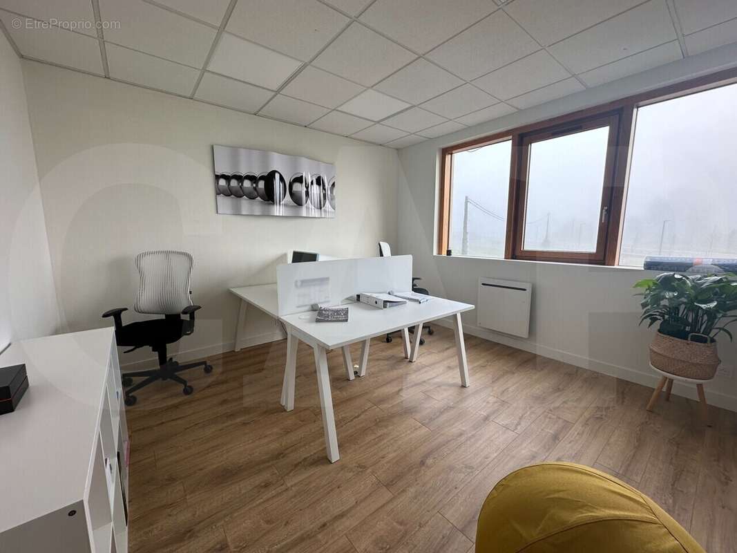 Commerce à CESSON-SEVIGNE