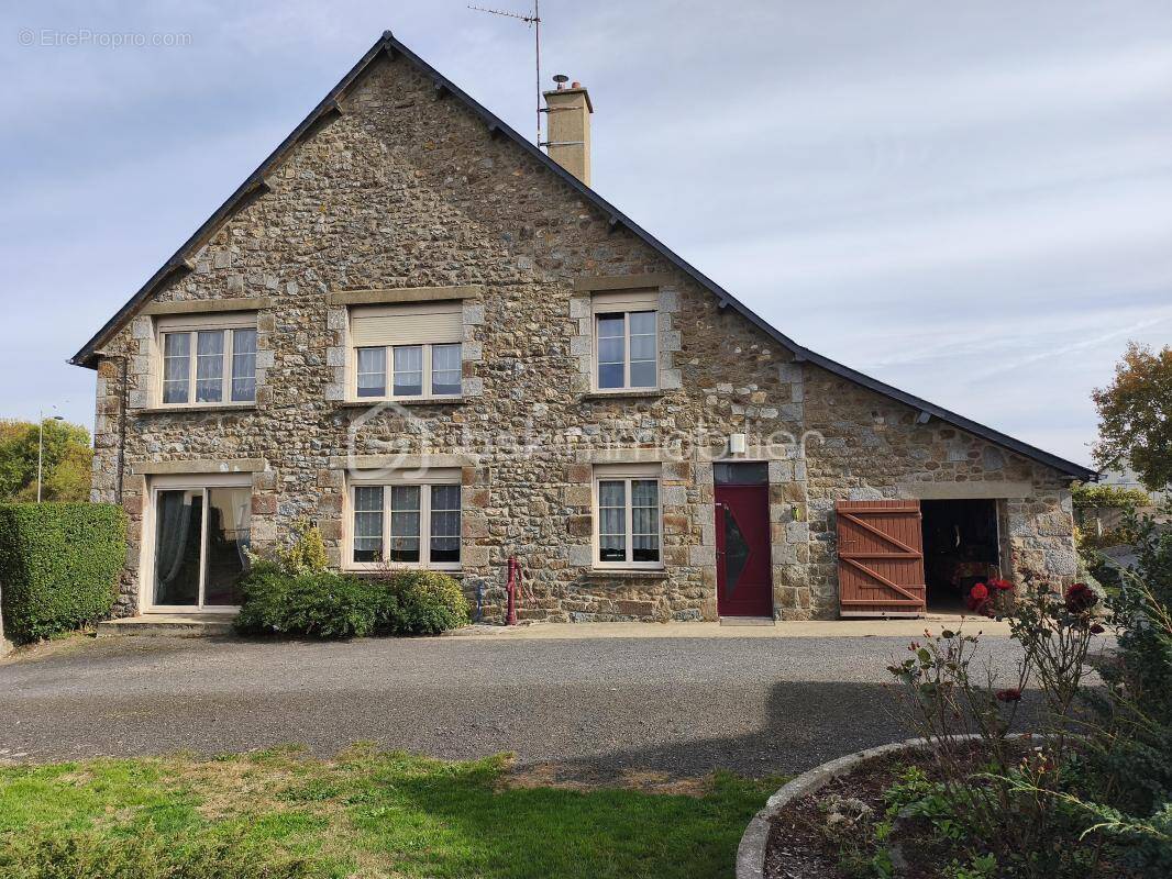 Maison à LIGNIERES-ORGERES