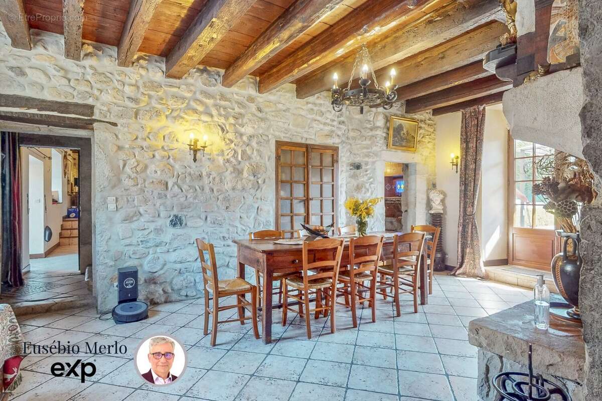 Maison à SAINTE-MARIE-D'ALLOIX