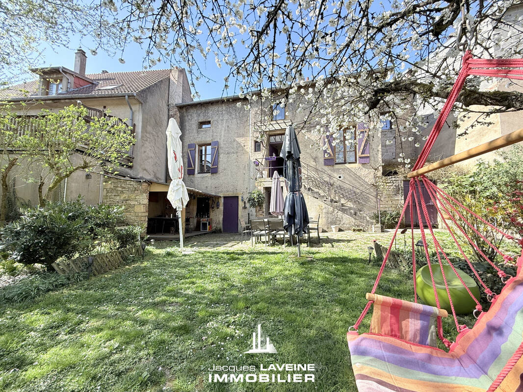 Maison à ARS-SUR-MOSELLE