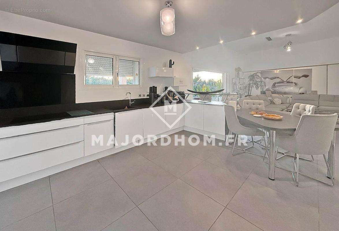 Maison à SEPTEMES-LES-VALLONS