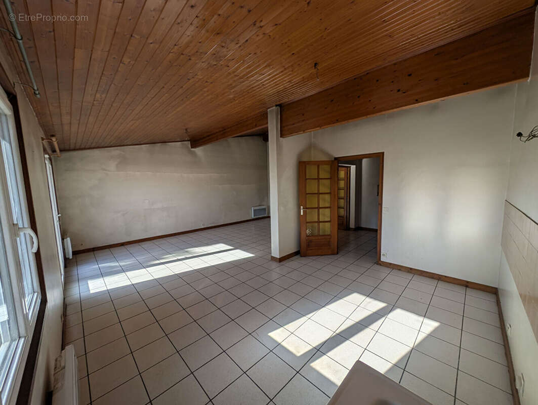 Appartement à SAINT-PERAY