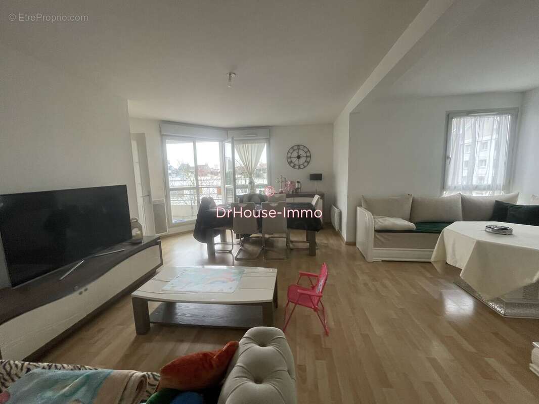 Appartement à MANTES-LA-JOLIE