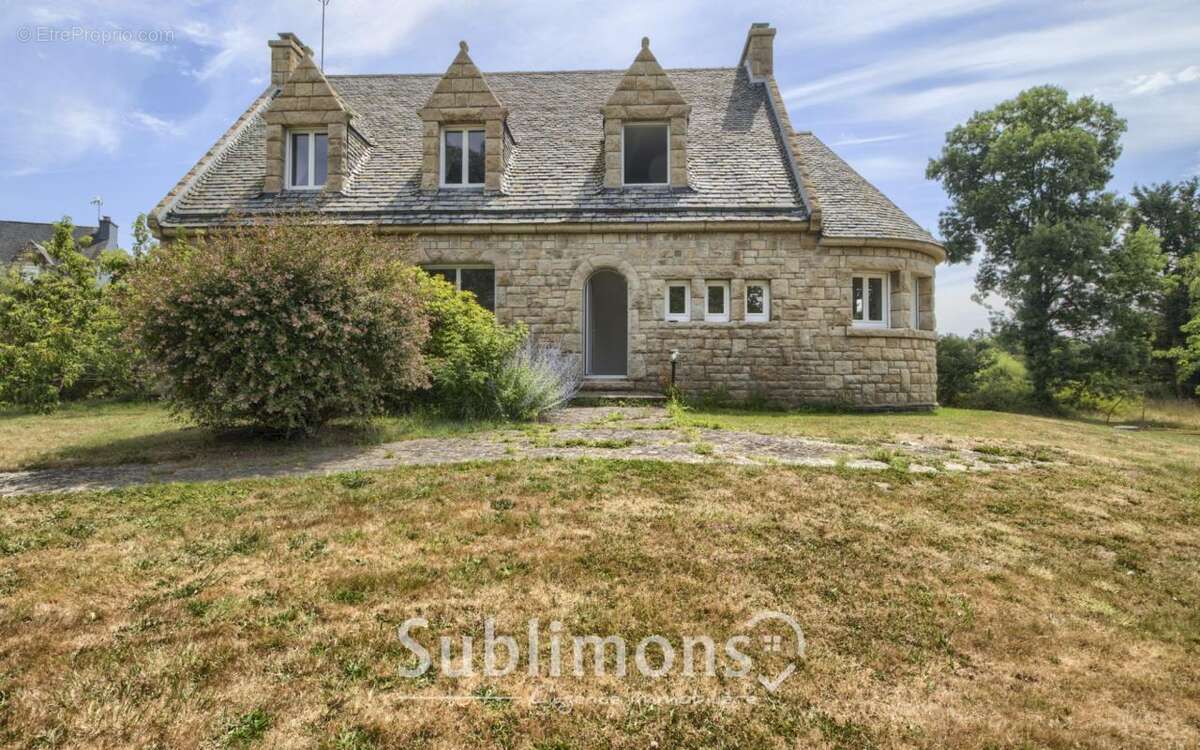 Maison à LOCOAL-MENDON