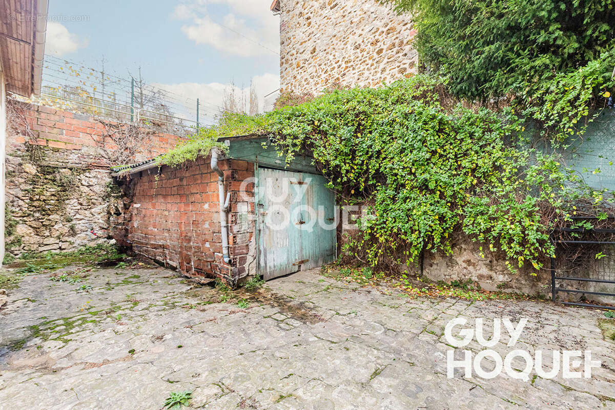 Maison à ATHIS-MONS