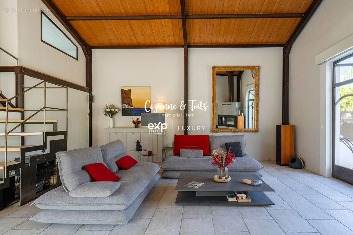 Maison à CABRIES