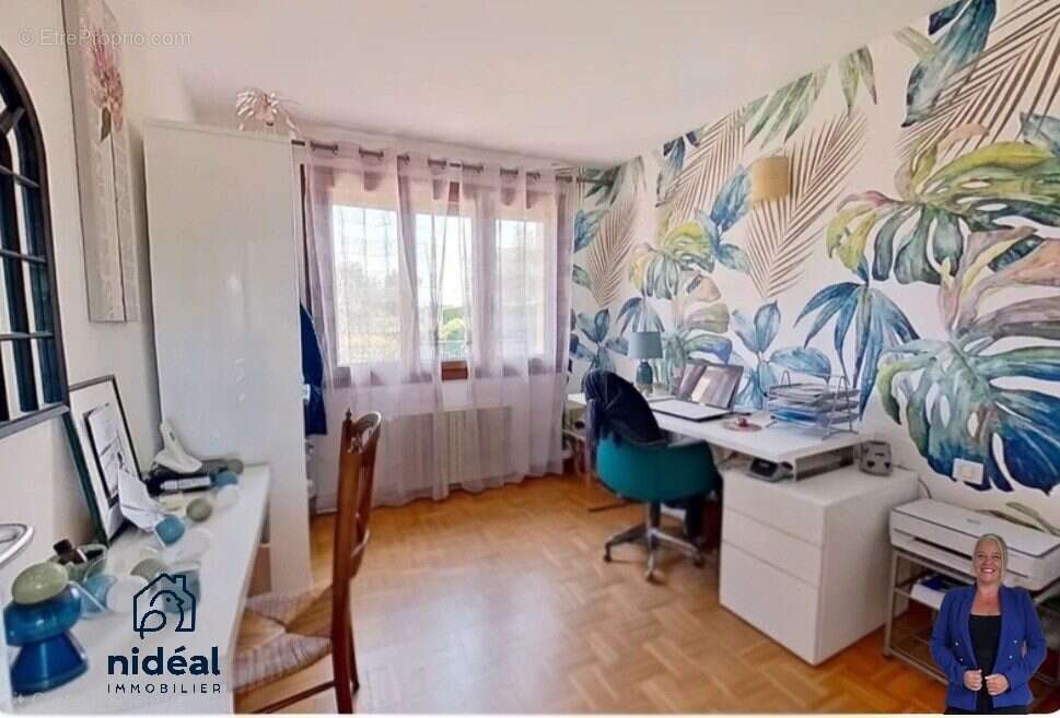 Chambre 1 - Maison à VILLERS-SUR-LE-ROULE
