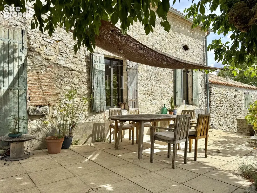 Proche de Duras - Jolie maison de campagne avec source d'eau et dépendances - photo 2