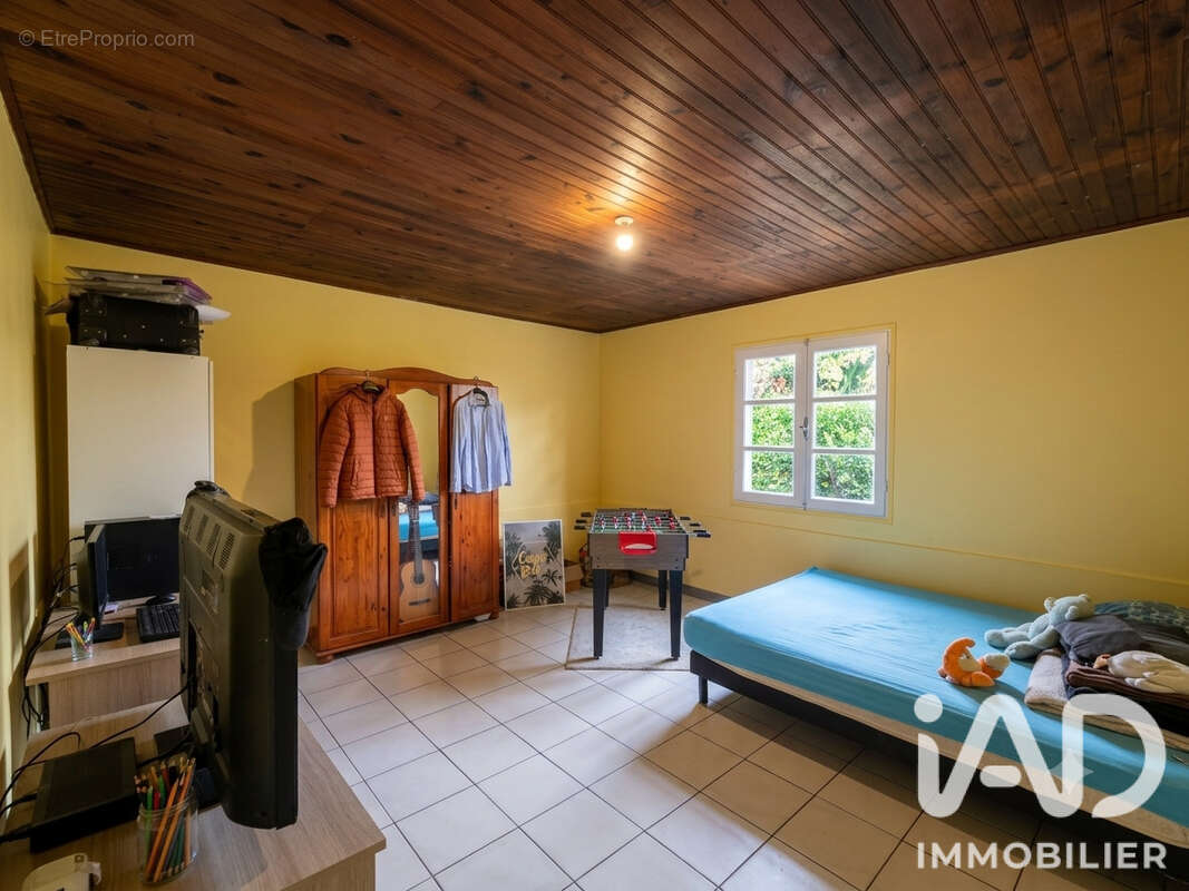Maison 105 m² à Le Tampon  - photo 7