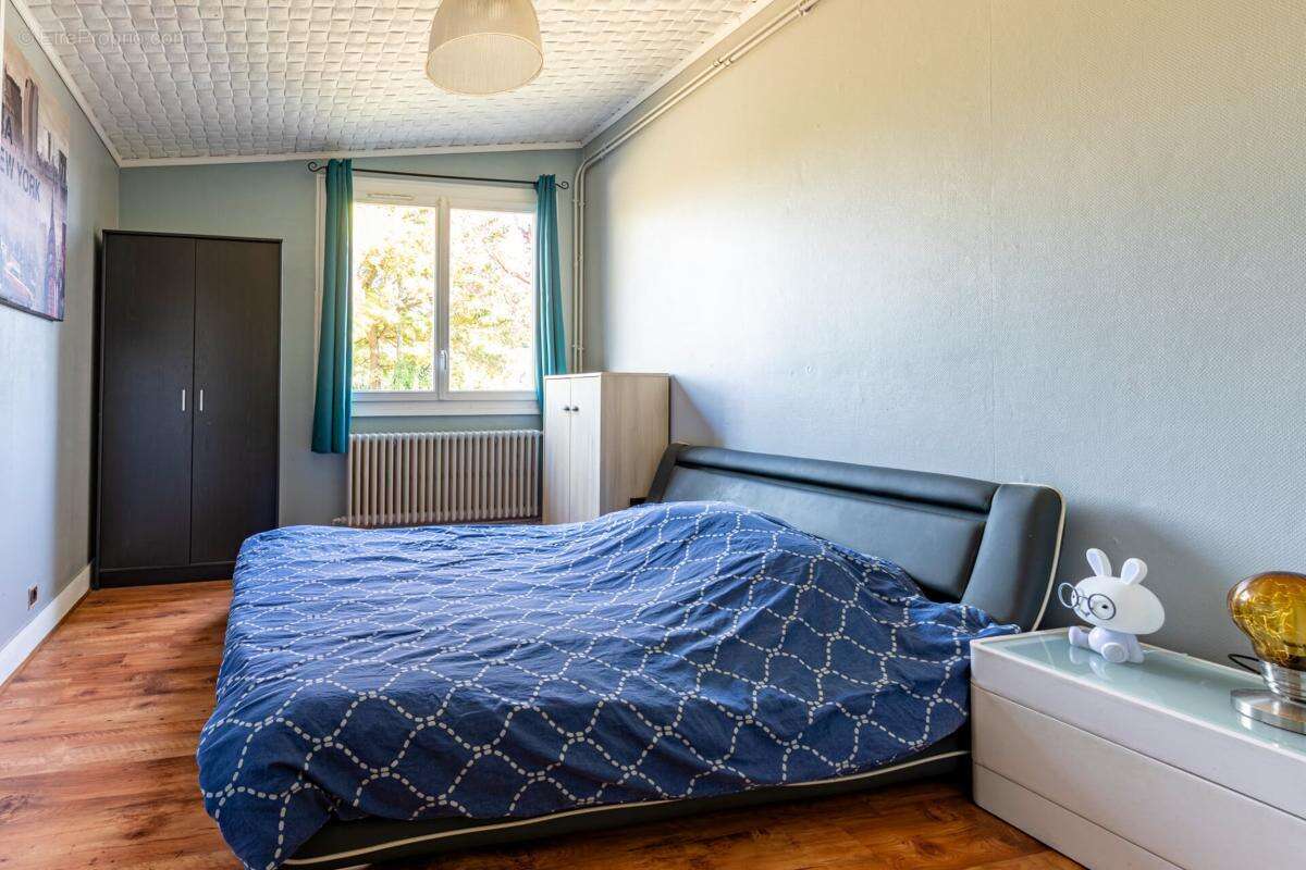 Maison à YVRE-L'EVEQUE