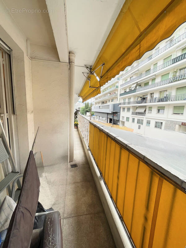 Appartement à LE CANNET