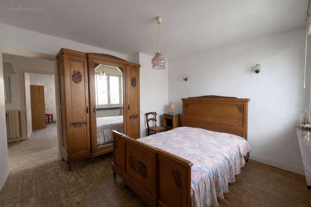 Centre de jarville la malgrange belle maison a renover de  7 pieces avec garage et jardin. - photo 22