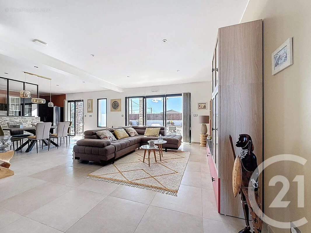 Maison à SANTA-LUCIA-DI-MORIANI