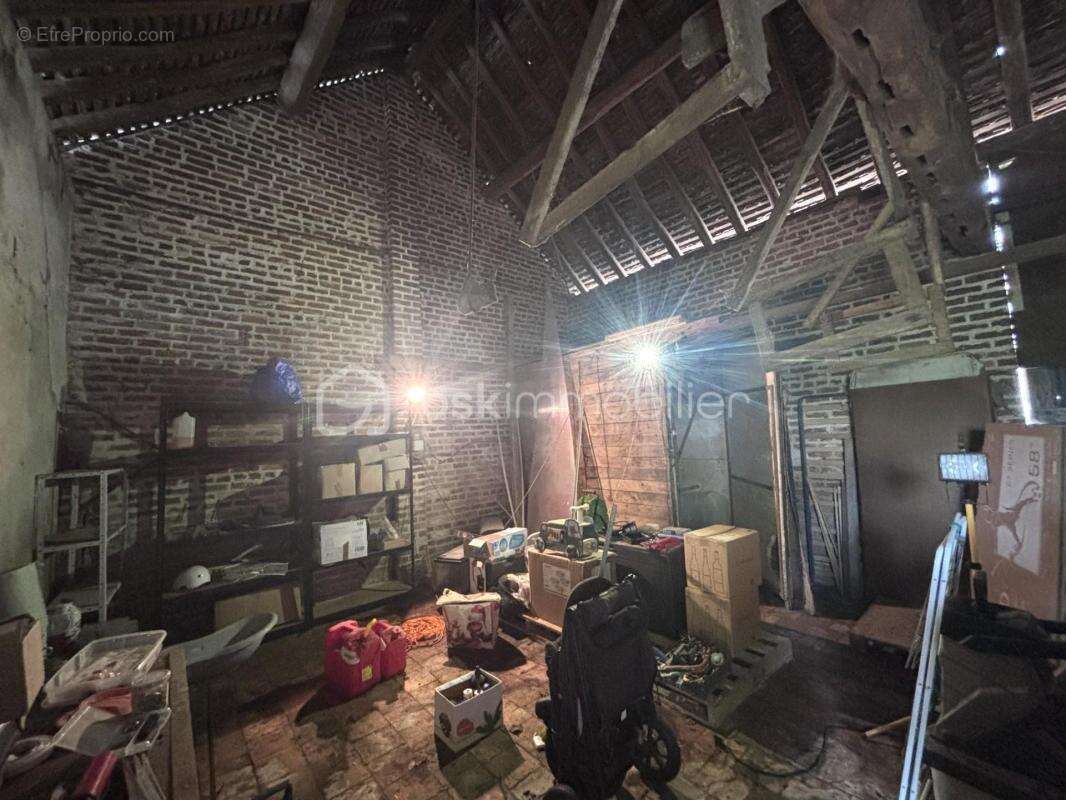 Maison à SAINT-LAURENT-EN-GATINES