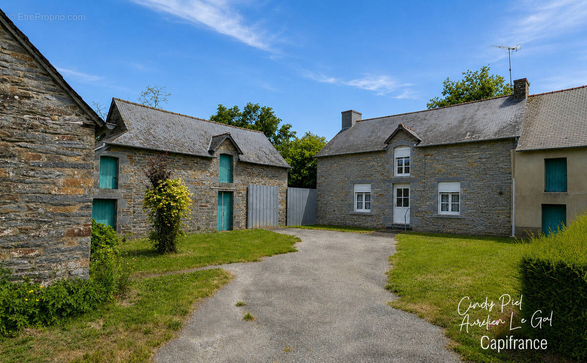 Maison à LA GACILLY