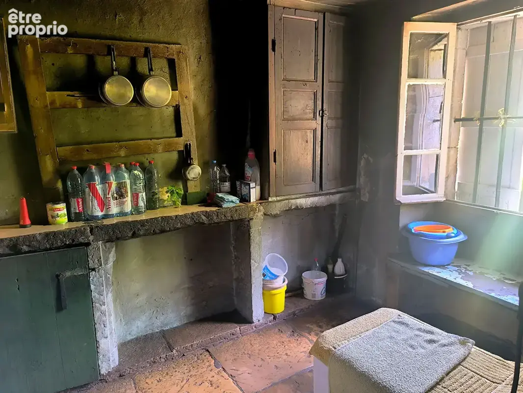 Maison et dépendances le long du Lot - photo 17