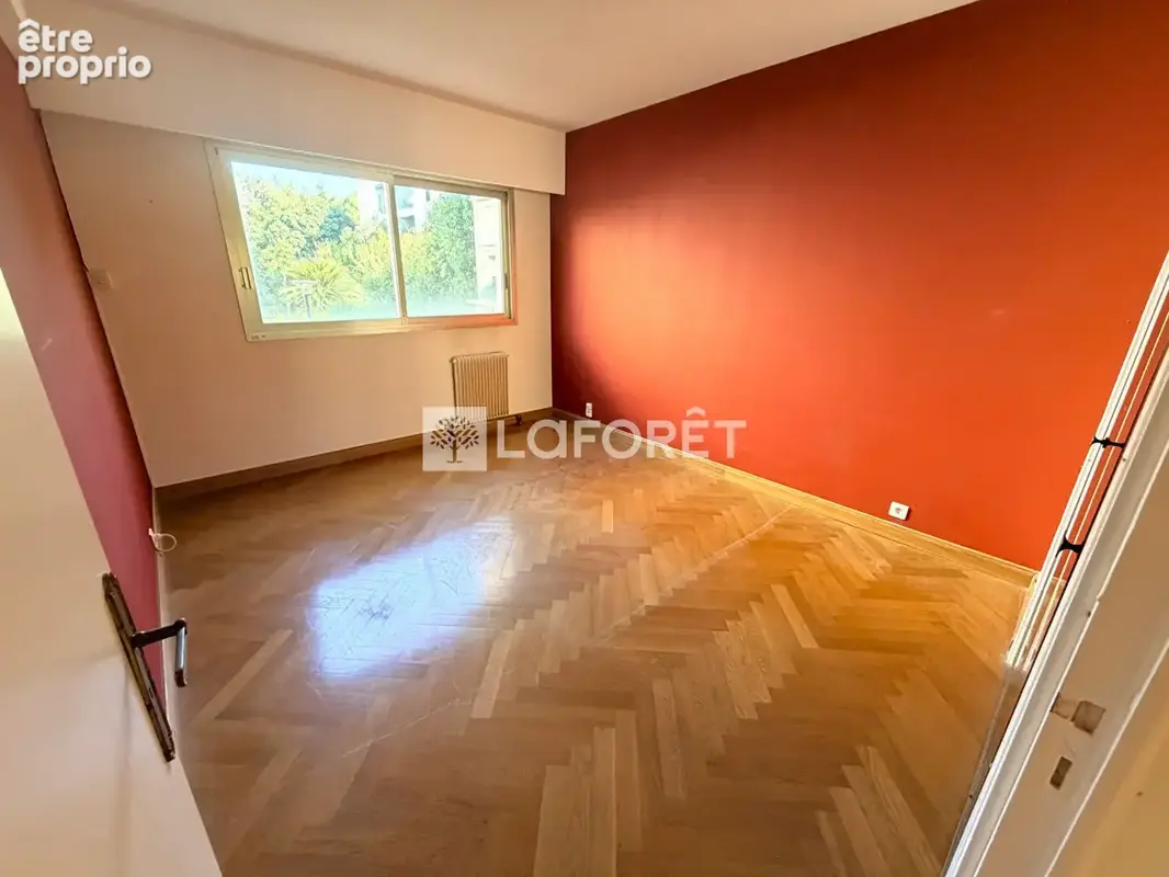Cannes Oxford / Montrose : appartement 3/4 pièces 102 m² avec Box fermé et Cave - photo 11