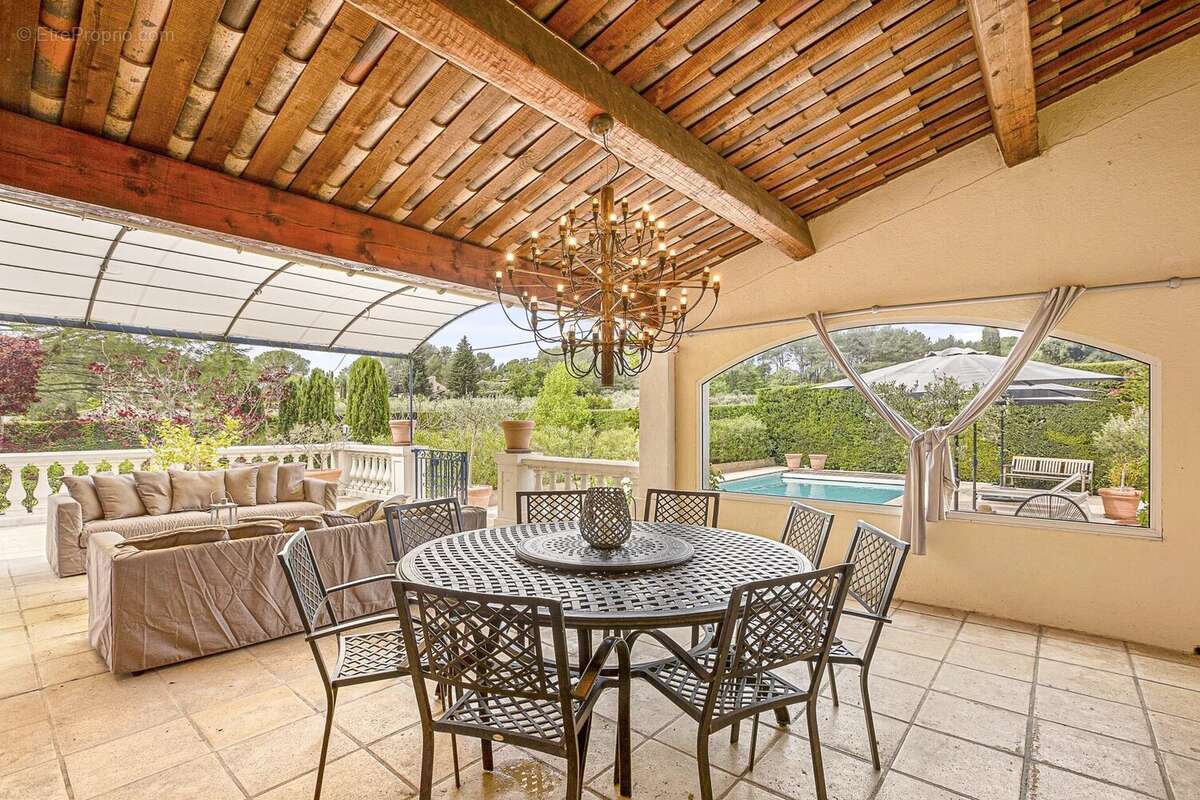 Maison à DRAGUIGNAN